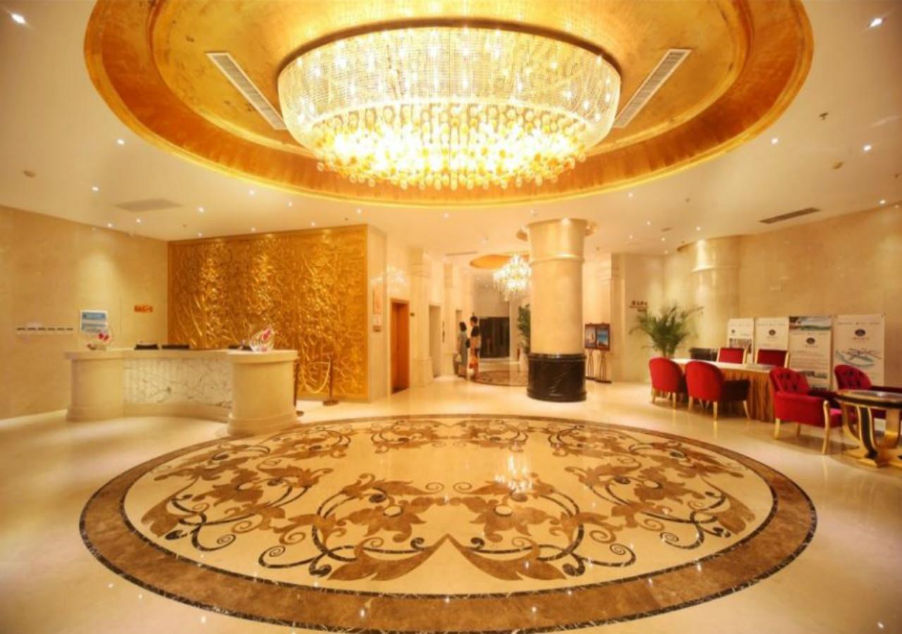 Century Grand Hotel Саня Екстериор снимка